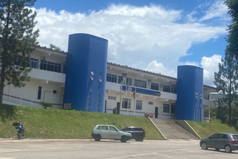 Policial militar salva criança desfalecida em Itabira; assista ao vídeo