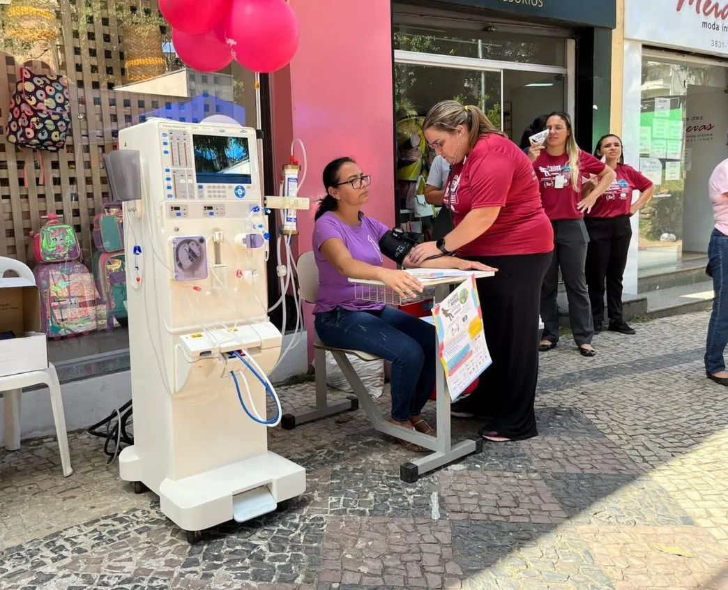 Saúde: HNSD realiza ação no Centro de Itabira para conscientizar sobre a prevenção às doenças renais