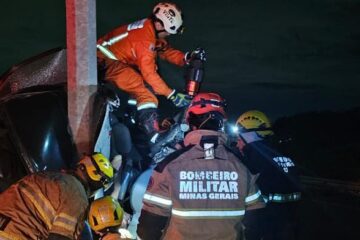 Vespasiano: homem morre após bater carro em poste no entroncamento da MG-010 com MG-424