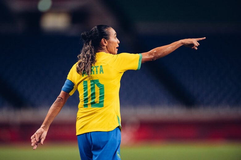 Marta anuncia que vai se aposentar da seleção brasileira