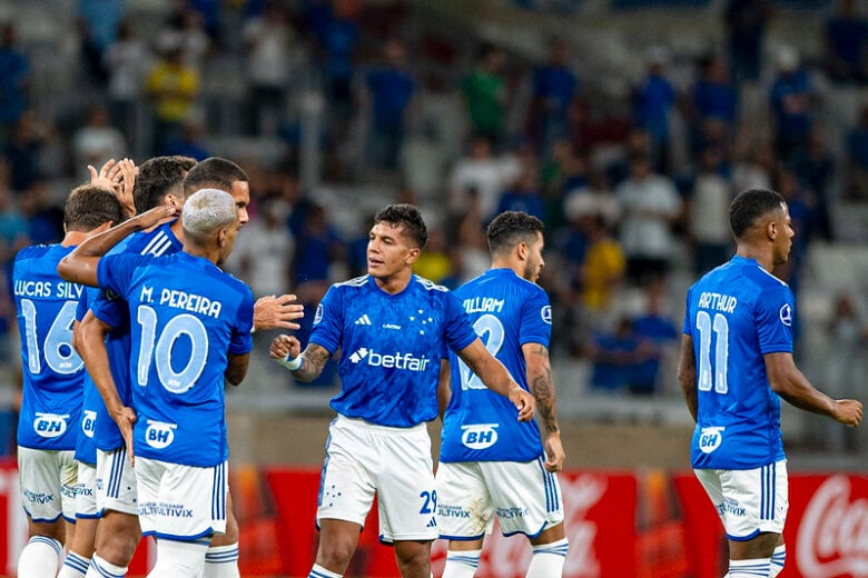 Cruzeiro enfrenta Unión La Calera em busca da 1ª vitória na Sul-Americana; Rádio Caraça transmite a partida