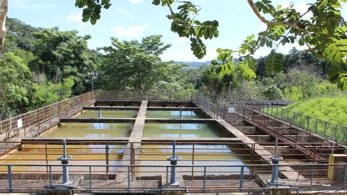 Para manter a qualidade da água, Saae realiza limpeza da ETA Pureza