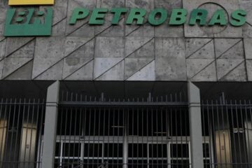 Justiça suspende afastamento de presidente do Conselho de Administração da Petrobras
