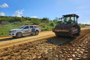 DNIT e Exército avançam na pavimentação da BR-367, em Minas Gerais