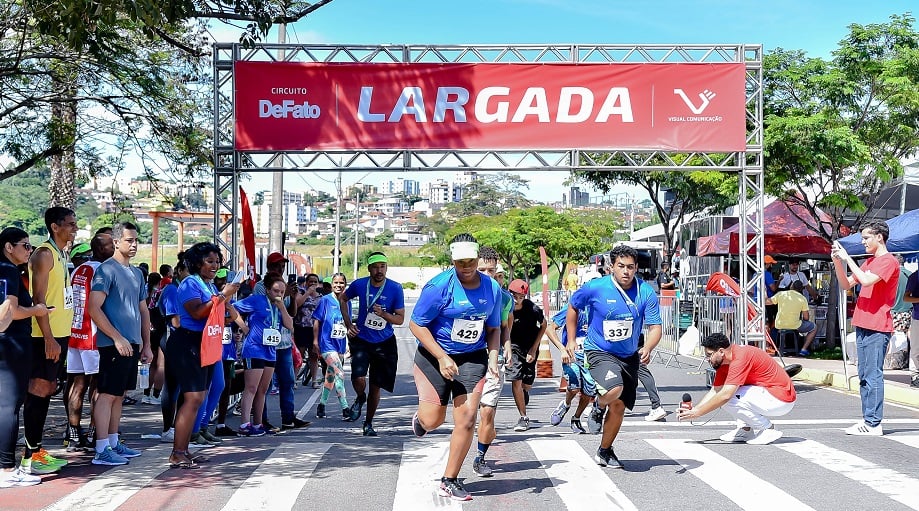 Galeria de fotos: inclusão social com os alunos da Apae na DeFato Saúde – HNSD 165 Anos