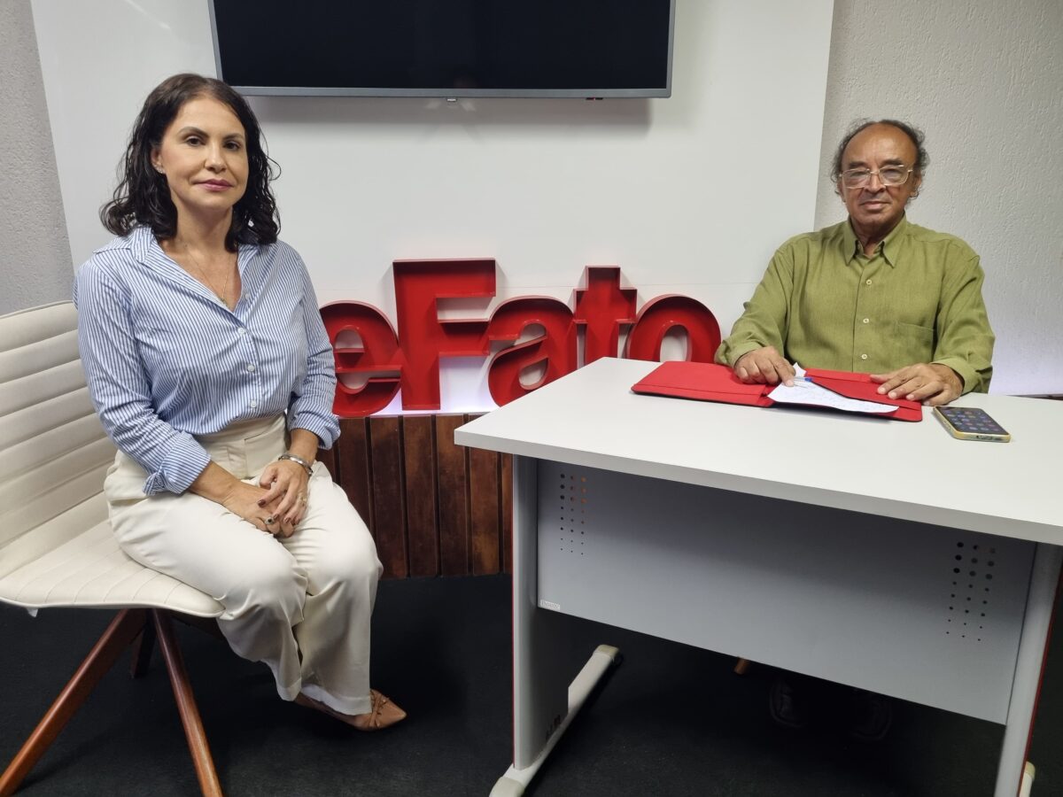 A promotora Giuliana Talamoni Fonoff explica o funcionamento do Ministério Público brasileiro