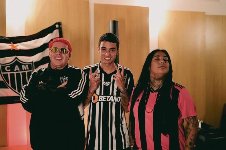 Thiago SKP se une a MC Anjim, Daniel de Oliveira e outros artistas no lançamento de “O Galo é o Bicho”; assista ao clipe