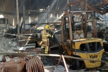 Defesa Civil interdita depósito de materiais de construção que foi incendiado em Itabira