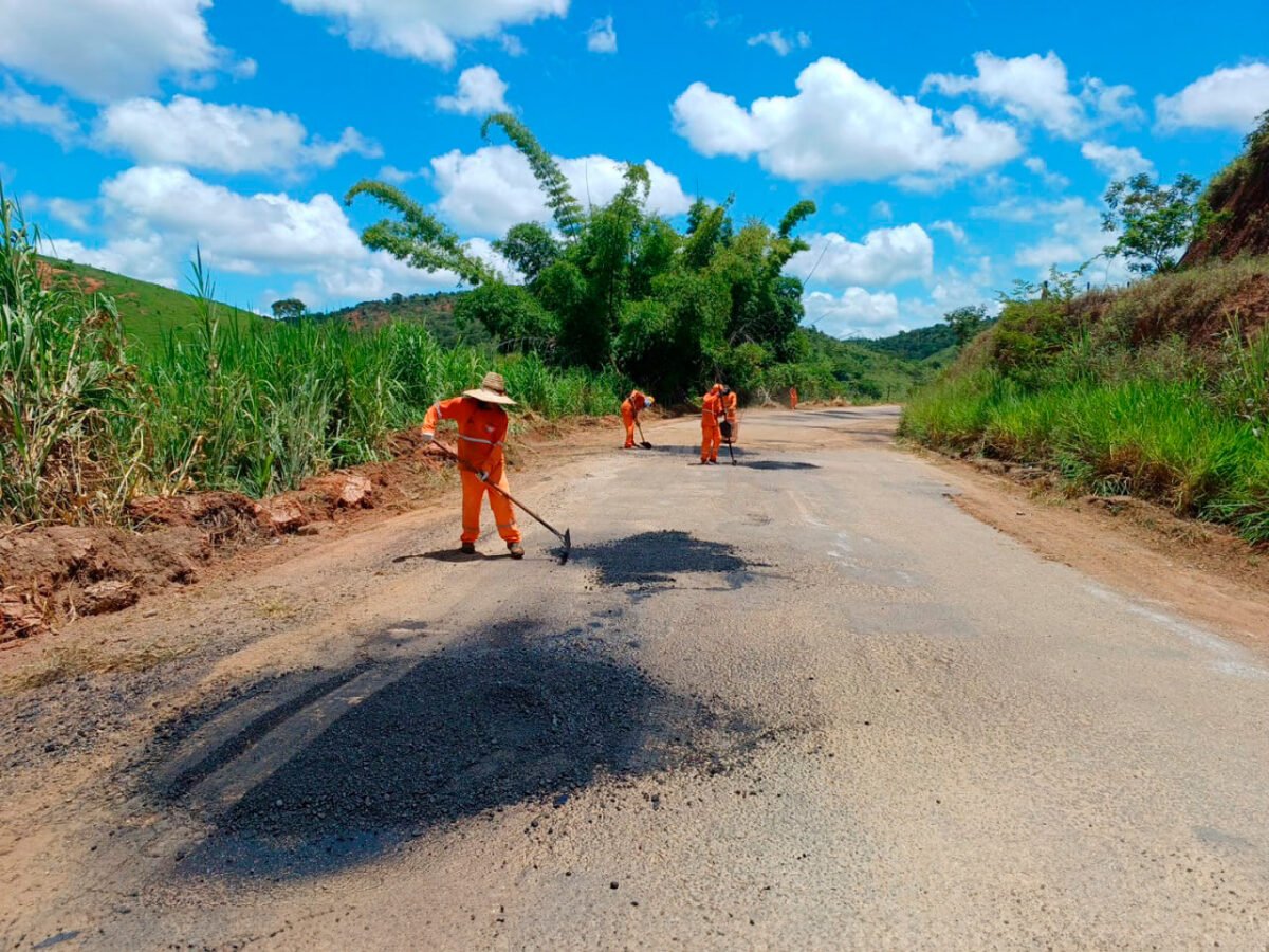 Vale do Rio Doce: dois trechos da rodovia MG-311 passam por obras de recuperação funcional