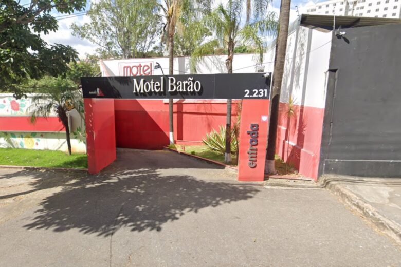 Homem em surto se tranca em quarto de motel em Belo Horizonte