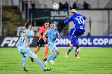 Cruzeiro enfrenta Universidad Católica em busca do 1º lugar na Sul-Americana; Caraça FM transmite o duelo