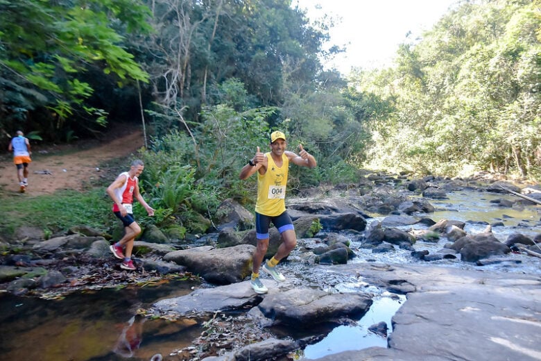 Prova de 17km marca início da 8ª Volta da Mata do Limoeiro; confira a galeria de fotos