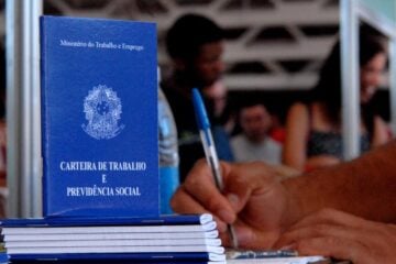 Desemprego no primeiro trimestre do ano subiu para 7,9%