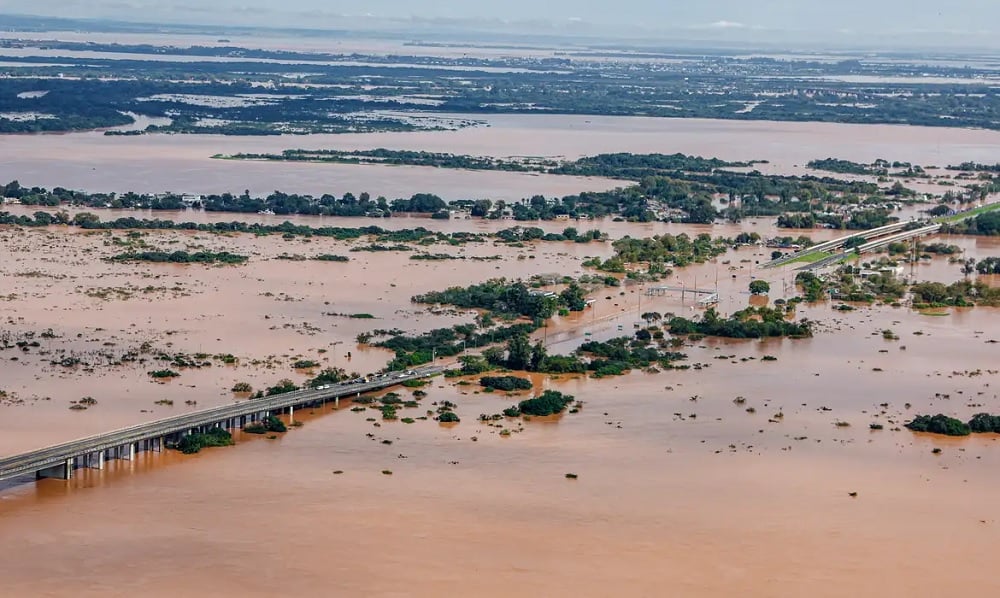 Chuvas no Rio Grande do Sul: 102 trechos de rodovias têm bloqueio total ou parcial