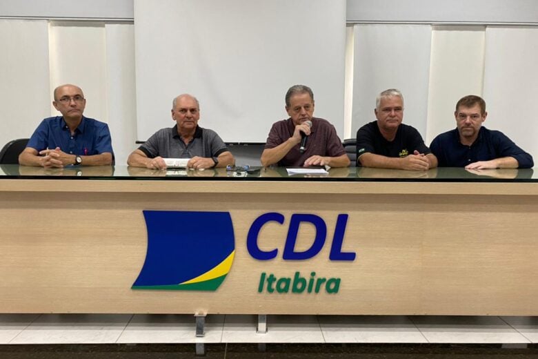 Ronaldo Magalhães desiste de concorrer nas eleições e anuncia apoio à pré-candidatura de Neidson Freitas para prefeito de Itabira