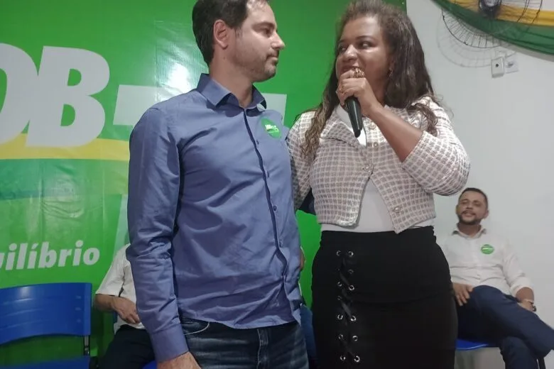 Com Rose Félix de vice, Neidson Freitas lança a sua pré-candidatura a prefeito de Itabira
