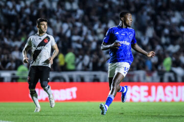 Em jogo de poucas emoções, Vasco e Cruzeiro ficam no empate sem gols em São Januário