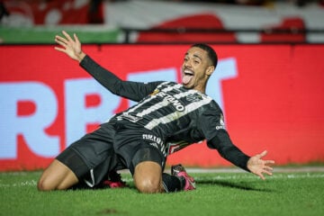 Atlético marca no último lance, supera o Internacional e volta a vencer no Brasileirão; assista aos melhores momentos