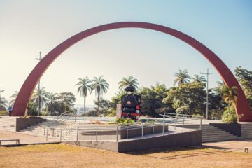 Patrimônio histórico de Itabira: Maria Fumaça da praça do Areão é entregue restaurada