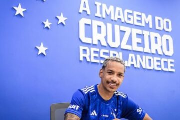 Cruzeiro anuncia contratação em definitivo de Matheus Pereira, destaque da temporada