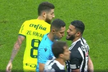 Com Hulk expulso e muita reclamação sobre a arbitragem, Atlético é goleado pelo Palmeiras na Arena MRV; assista aos gols