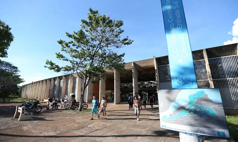 Professores de pelo menos 25 universidades decidiram pelo fim da greve