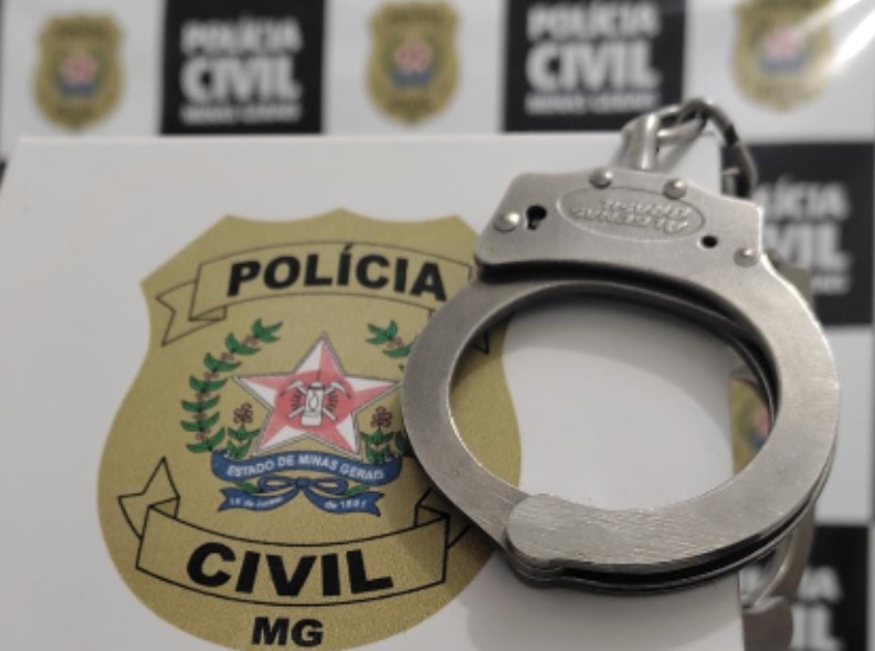 Polícia Civil prende professor por abuso de alunas