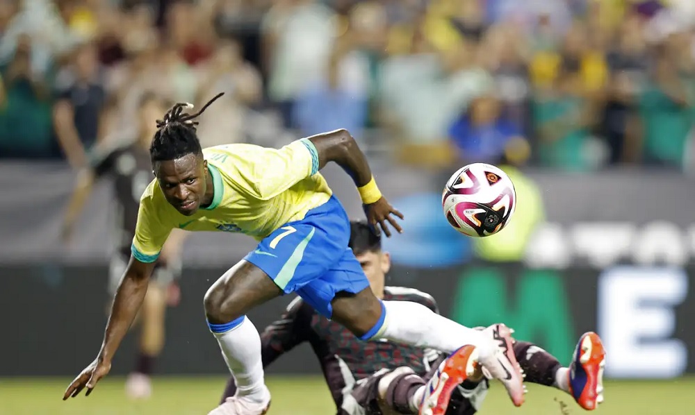 Brasil enfrenta EUA em último teste antes da Copa América; confira a escalação