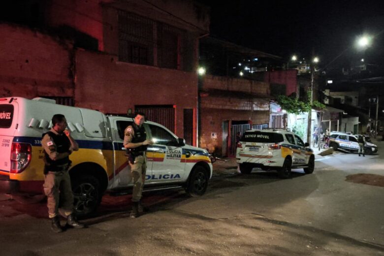 Briga em bar no Santa Marta ocorreu após cliente ter agredido duas mulheres; afirma autor dos disparos