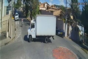 Ciclista colide contra caminhão na avenida Ipiranga, em Itabira