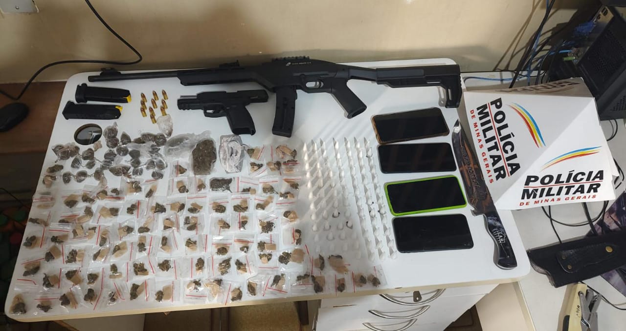 Zona Rural: Polícia Militar apreende armas, drogas, dinheiro e cinco pessoas são detidas em Ferros