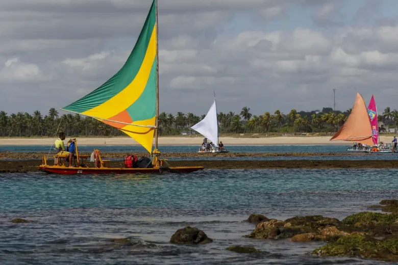 Marinha alerta sobre PEC das praias: “São essenciais à soberania”