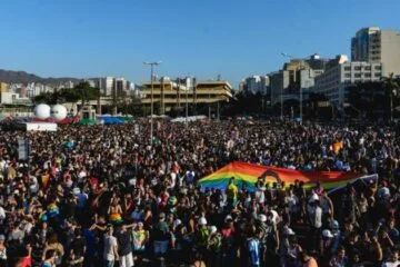 Parada do Orgulho LGBTQIAPN+ no domingo altera o trânsito em BH; saiba mais