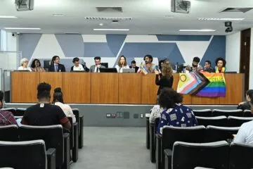 Militantes defendem mais políticas e Paradas do Orgulho LGBTQIA+ no interior de Minas Gerais