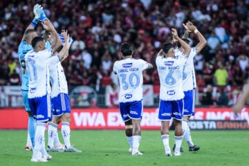 Buscando melhorar campanha como visitante, Cruzeiro enfrenta Criciúma hoje; Rádio Caraça transmite o jogo