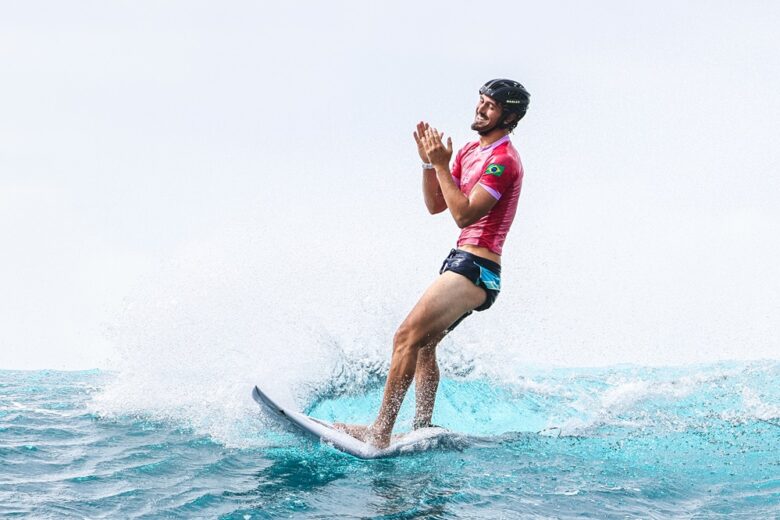 Surfe masculino é adiado novamente na Olimpíada; disputa feminina é mantida para esta quarta-feira