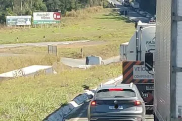 Obras de recapeamento causam congestionamento na BR-381, em João Monlevade