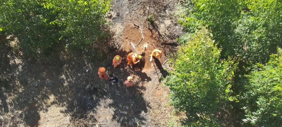Guanhães: Bombeiros e Polícia Civil encontram corpo enterrado em plantação de eucalipto
