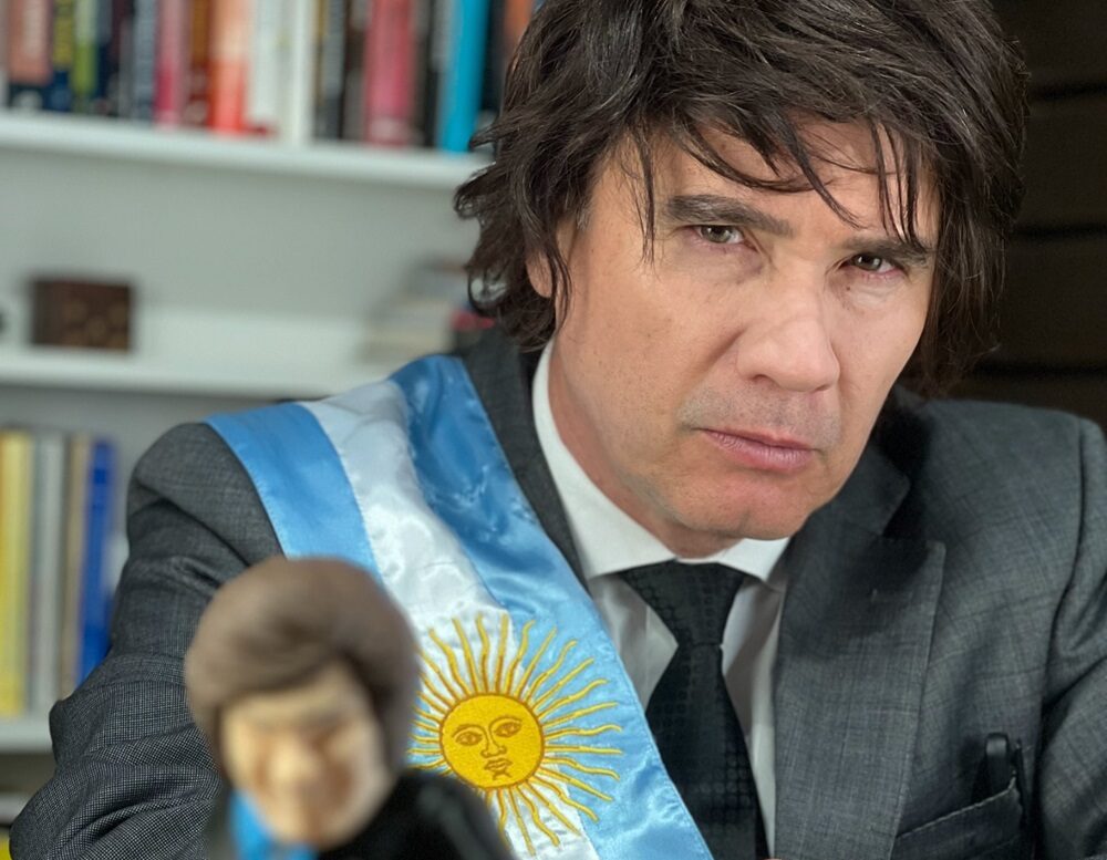 Presidente argentino tem sósia no Brasil candidato a vereador no partido de Bolsonaro