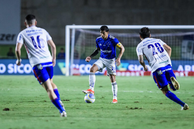 Fortaleza mantém embalo, vence o Cruzeiro e assume o 3º lugar do Brasileirão