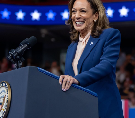 Trump cutucou Kamala com vara curta