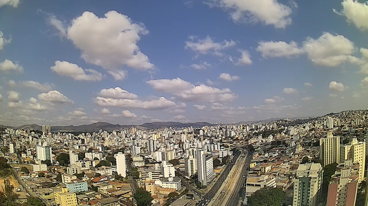 Filminho no sofá no feriado em BH? Confira a previsão do tempo para esta quinta-feira