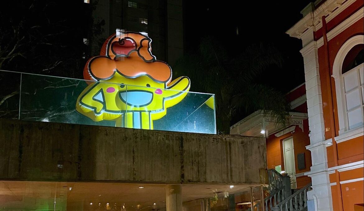 Arte urbana: Museu Mineiro recebe celebração dos 15 anos do Bolinho, personagem icônico criado por itabirana