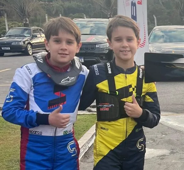 Itabiranos Caio e Davi Serodio disputam a abertura do Campeonato Mineiro de Kart neste sábado