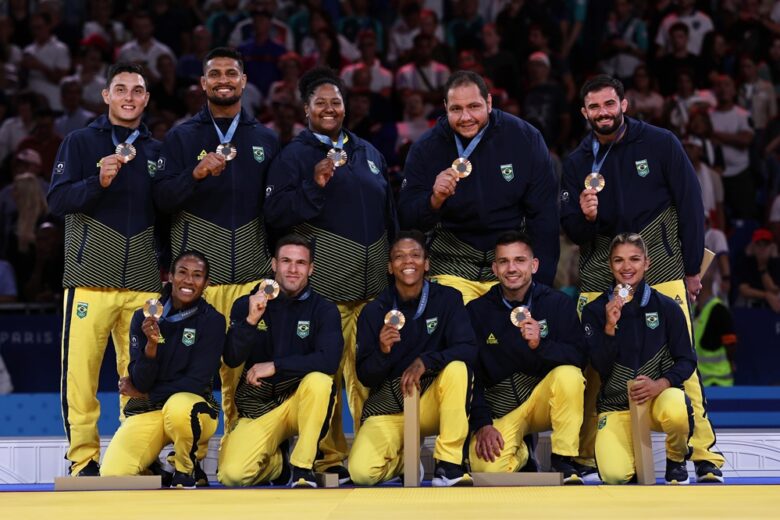 Brasil supera Itália no judô por equipes e fatura bronze na Olimpíada de Paris