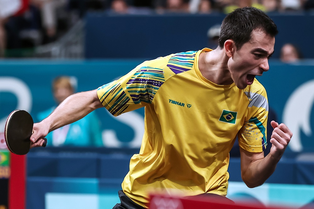 Hugo Calderano domina sul-coreano, 13º do mundo, e joga semifinal inédita do tênis de mesa