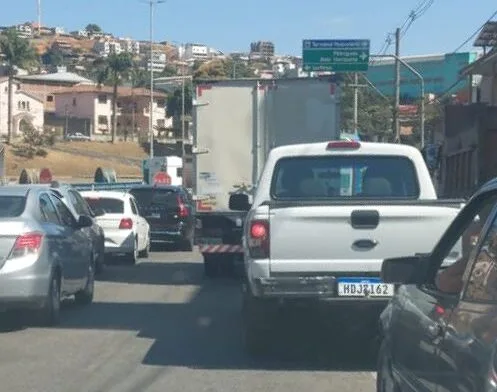 BR-381 registra nesta sexta-feira congestionamento em João Monlevade e em Belo Horizonte