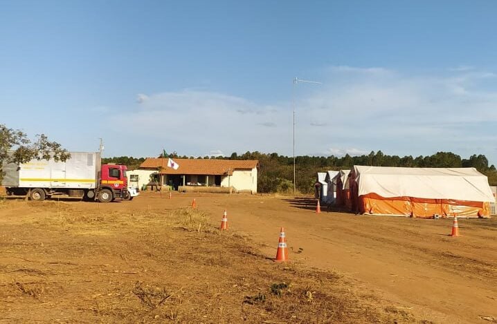 Para combater incêndios florestais, bombeiros montam base de operação na APA Cochá e Gibão