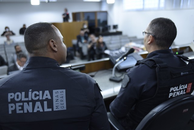 Projeto de deputado do PL altera nomenclatura de agentes penitenciários para “policiais penais” em Minas