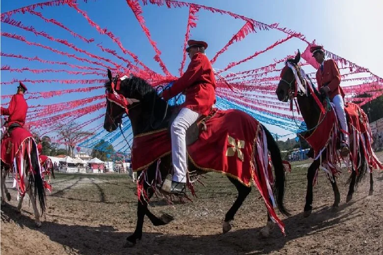 Cavalhadas do distrito de Amarantina, em Ouro Preto, começam hoje (13)